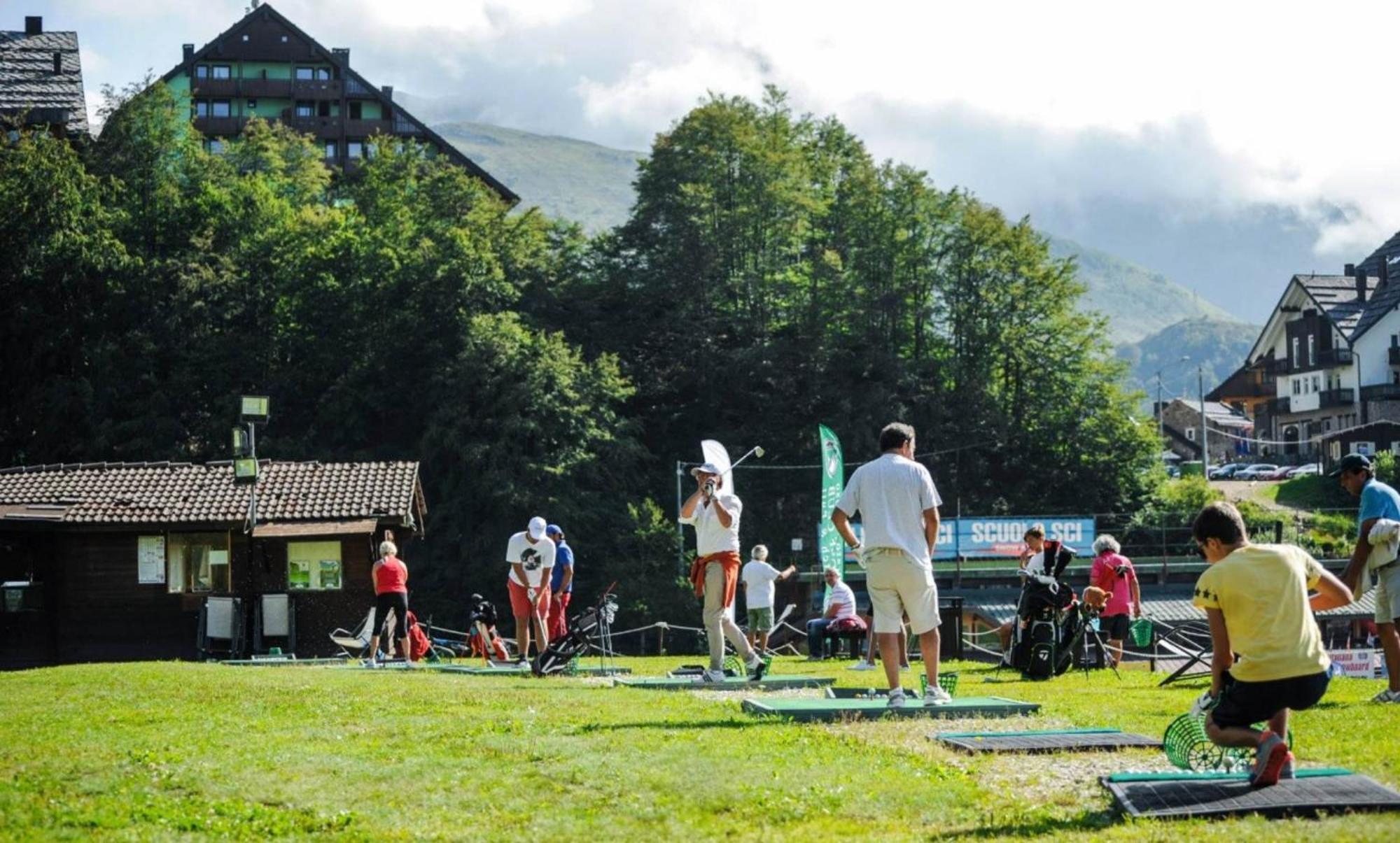 Chalet Le Alpi - Azzurro Club ปราโตเนโวโซ ภายนอก รูปภาพ